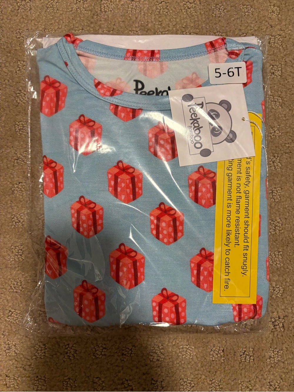 Kids Bamboo Printed Long-Sleeve Pajama Set - blue with red presents